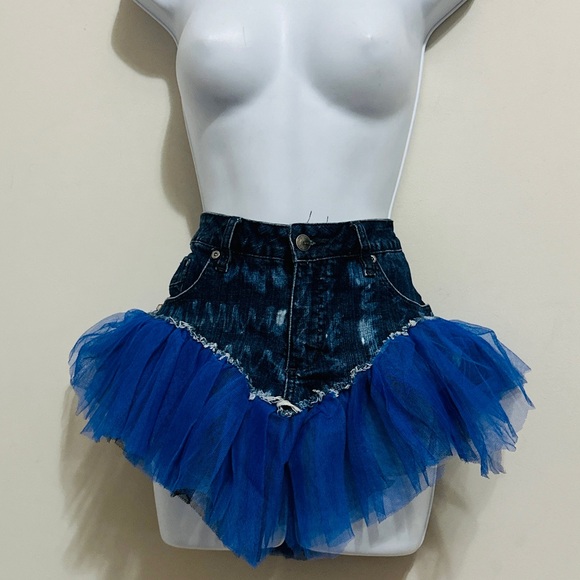 Handcrafted Upcycled Blue Ruffle Mini Skirt Size 8 - Picture 6 of 7